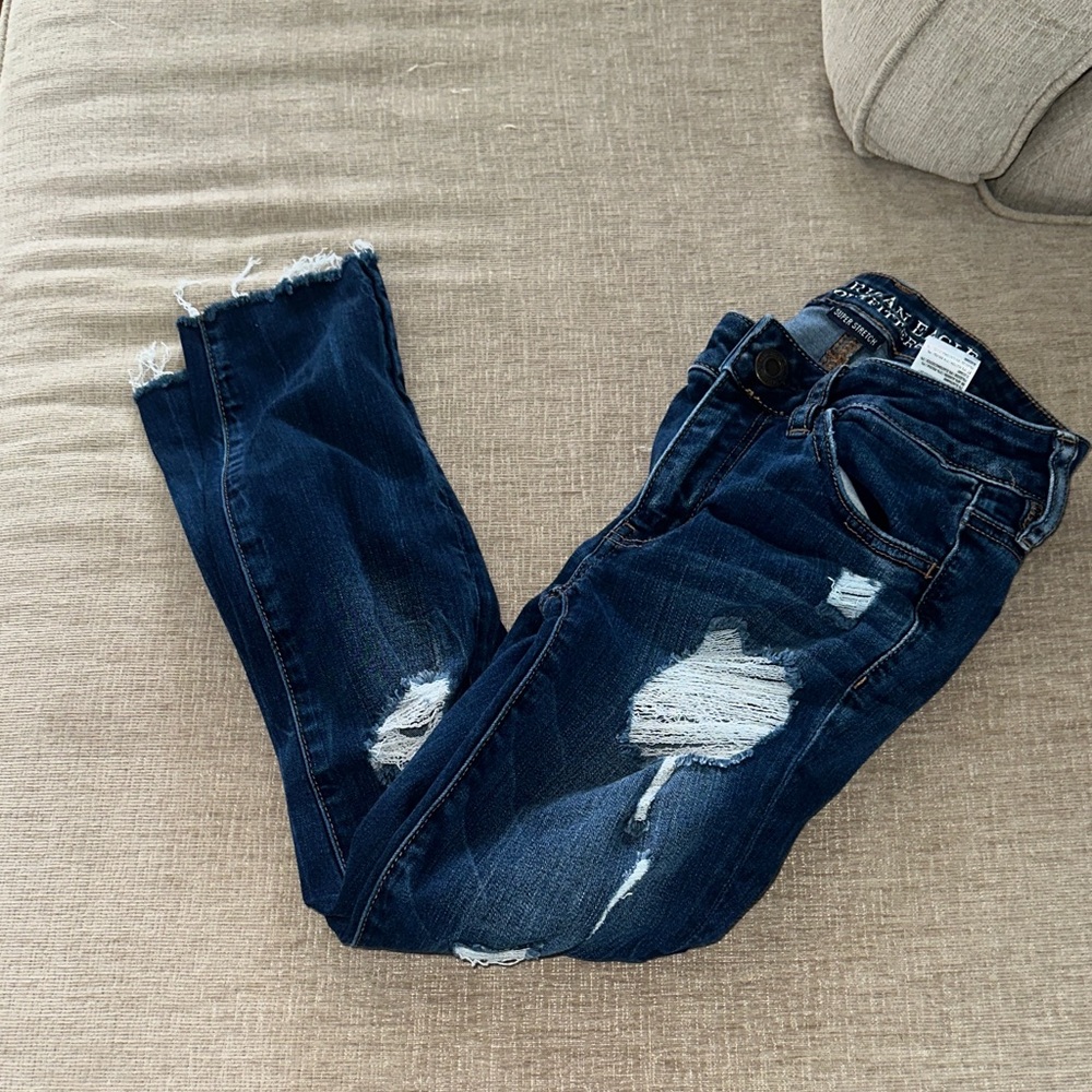 Dark Blue Distressed Women's American Eagle Jeans